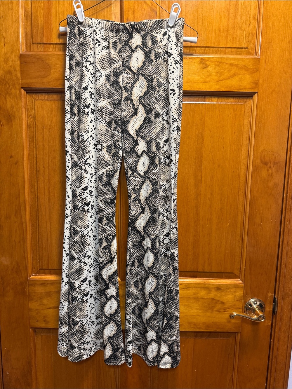 Snake-Print Wide Leg Pants - Black & White